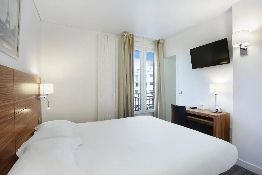 Standard Double room (full double bed)