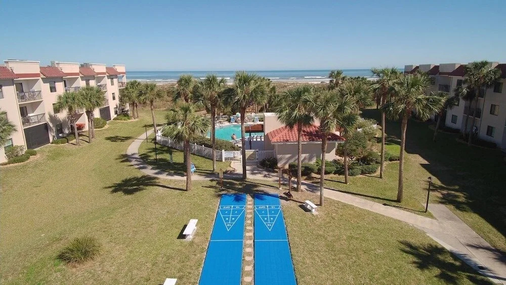 Pet Friendly, 2 Bedroom, 2 Bath - Ocean Village Club P19