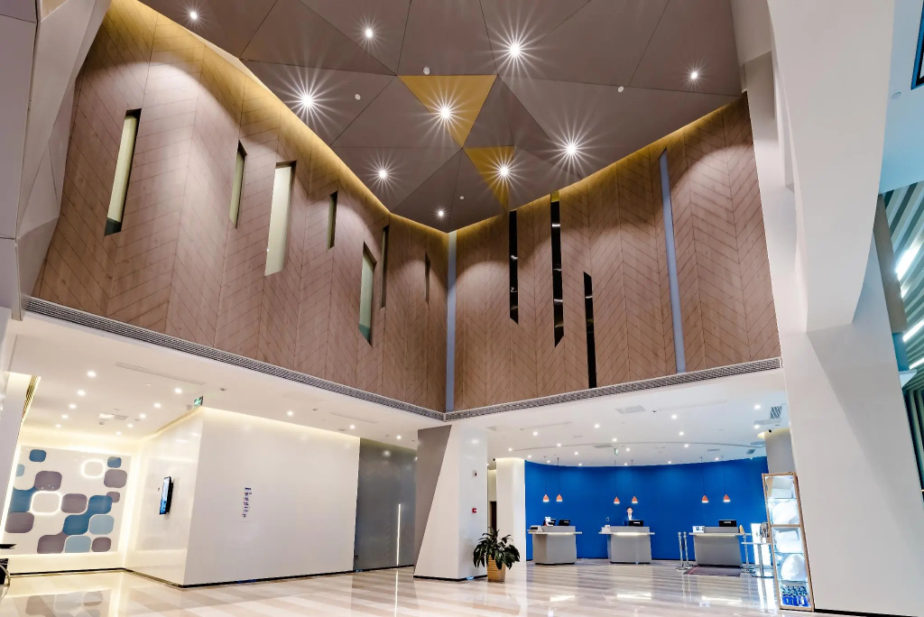 Holiday Inn Express Taian City Center