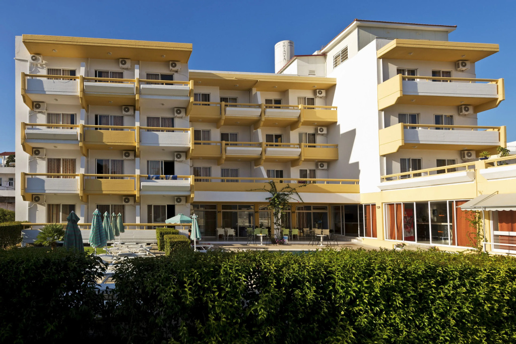 Trianta Hotel Apartments