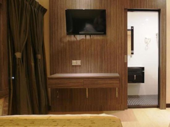 Mandarin Hotel