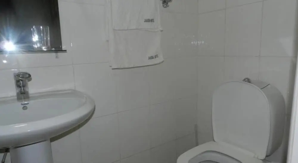 Crown Jakiba Hotel - Général