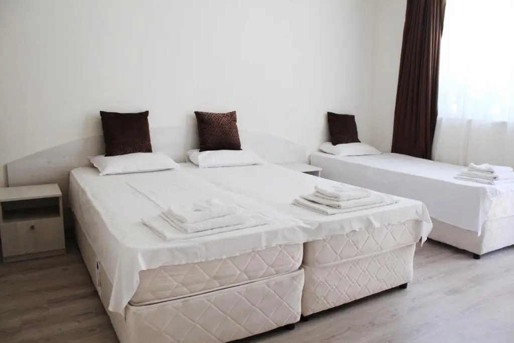 Economy room
