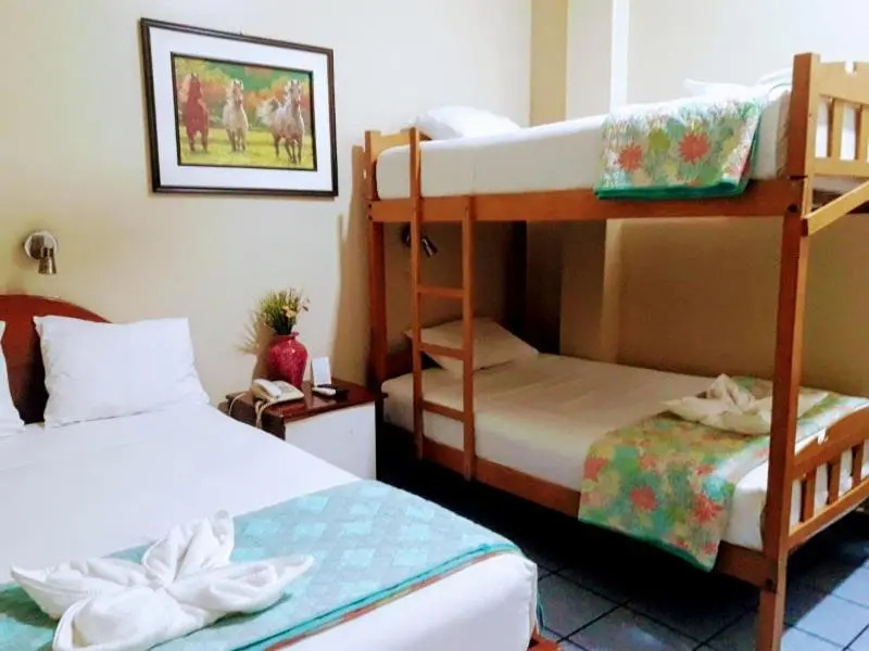 Hospedaje El Virrey - Chambres