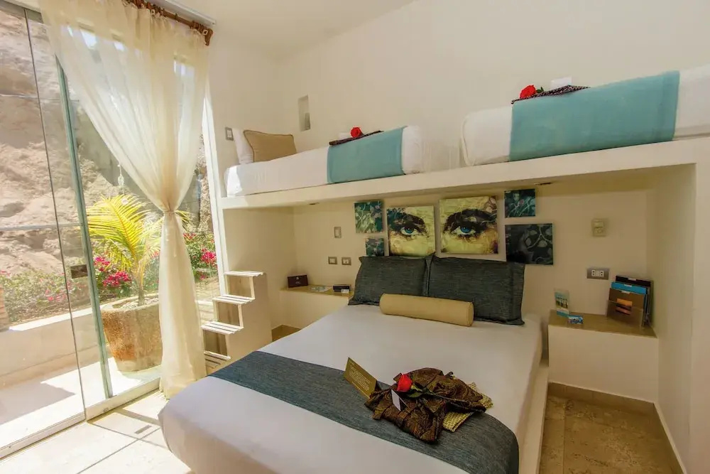 Standard Double room with mountain view (full double bed)