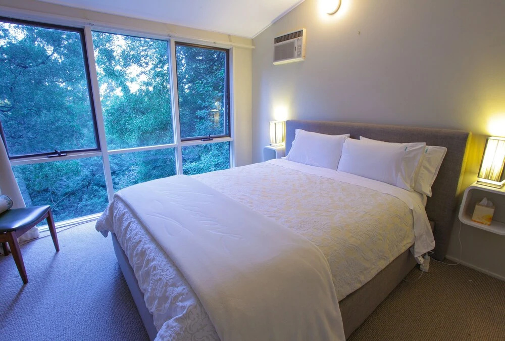 Treetop Stay in Melbourne