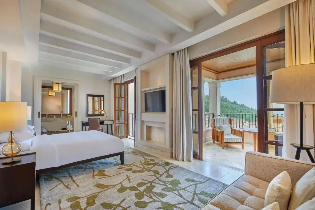 Double Junior Suite with view (full double bed)