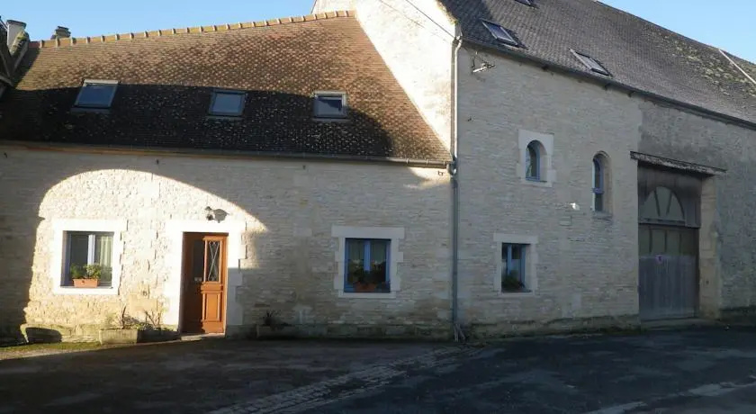 La Grange Aux Dimes