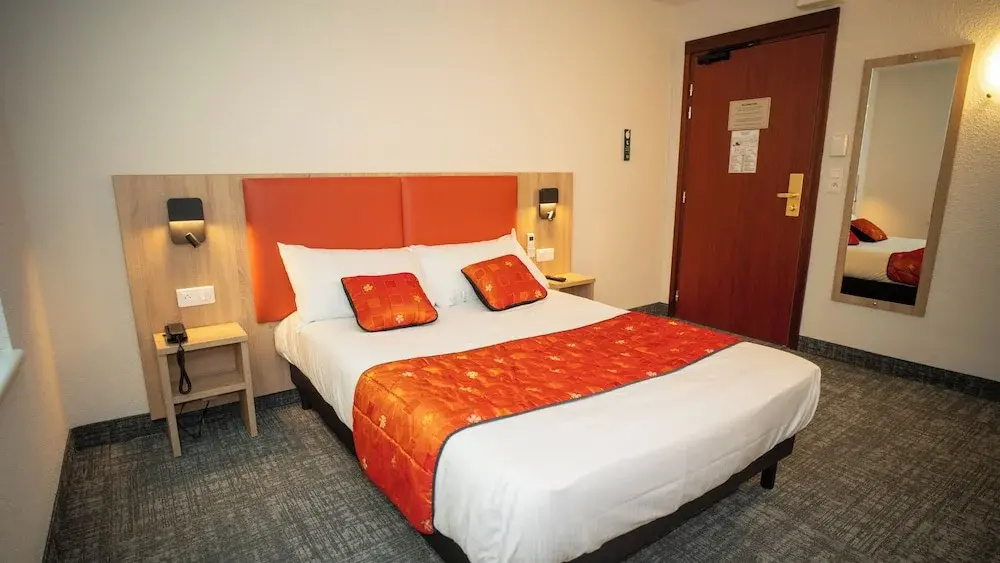 Premium room