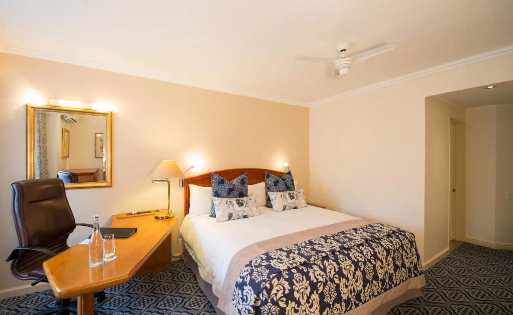 Protea Hotel by Marriott Johannesburg Balalaika Sandton - Chambres