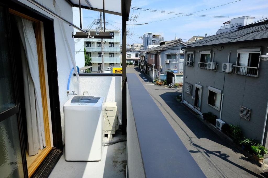 Osaka Guesthouse SAYURI TENGACHAYA Ekimae 사진 22