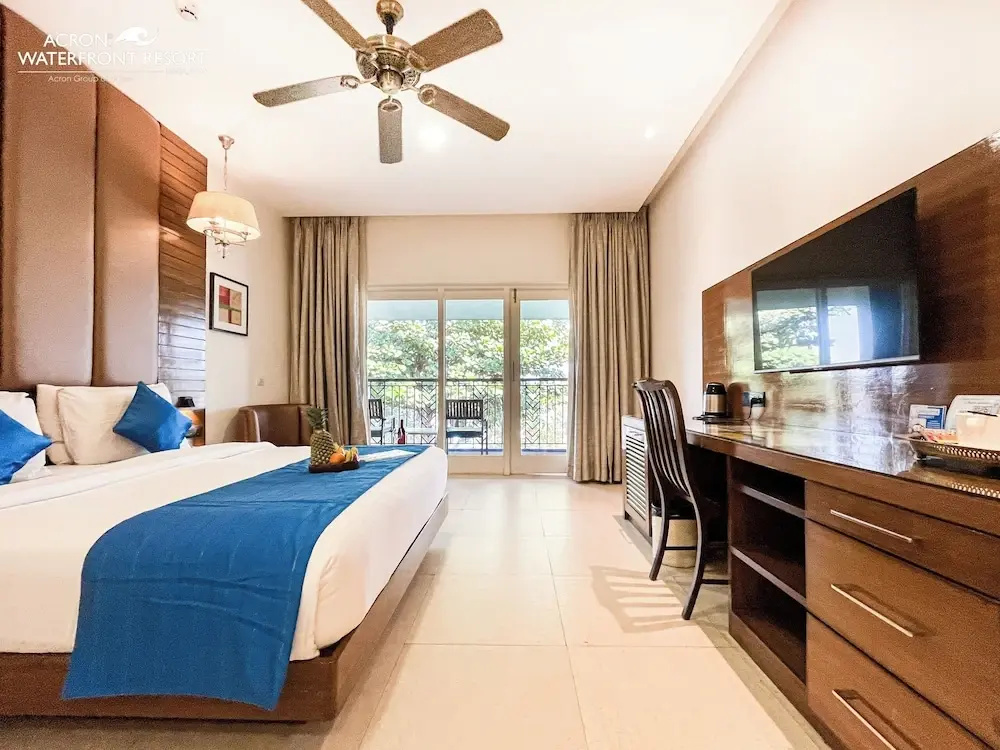 Standard room with balcony