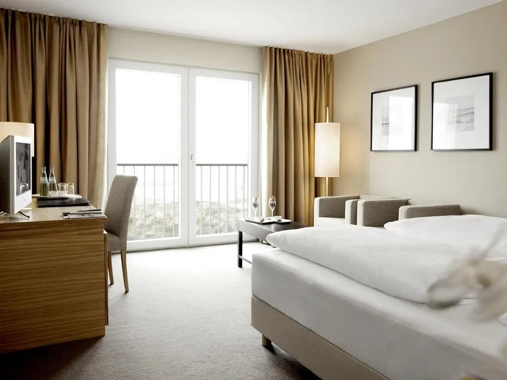 Superior Double room with land view (full double bed)