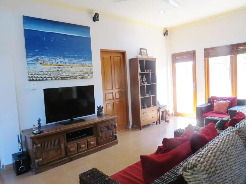 3 Bedrooms Villa