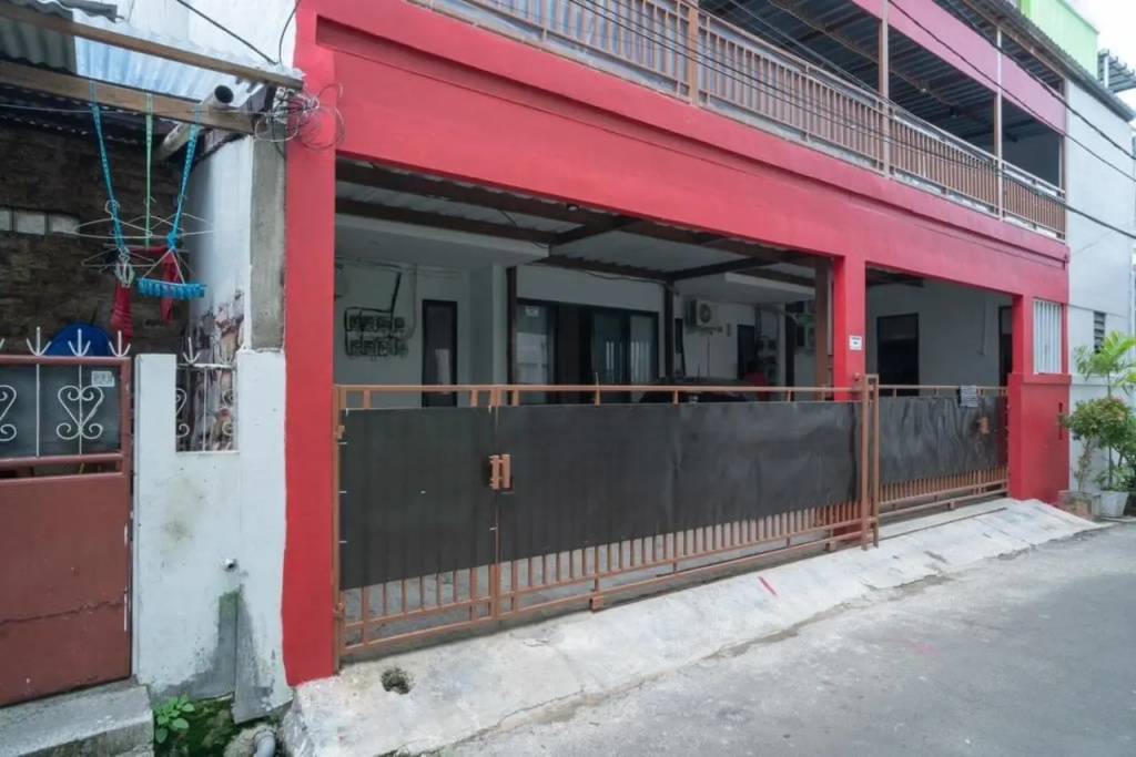 RedDoorz near Sarinah Jakarta