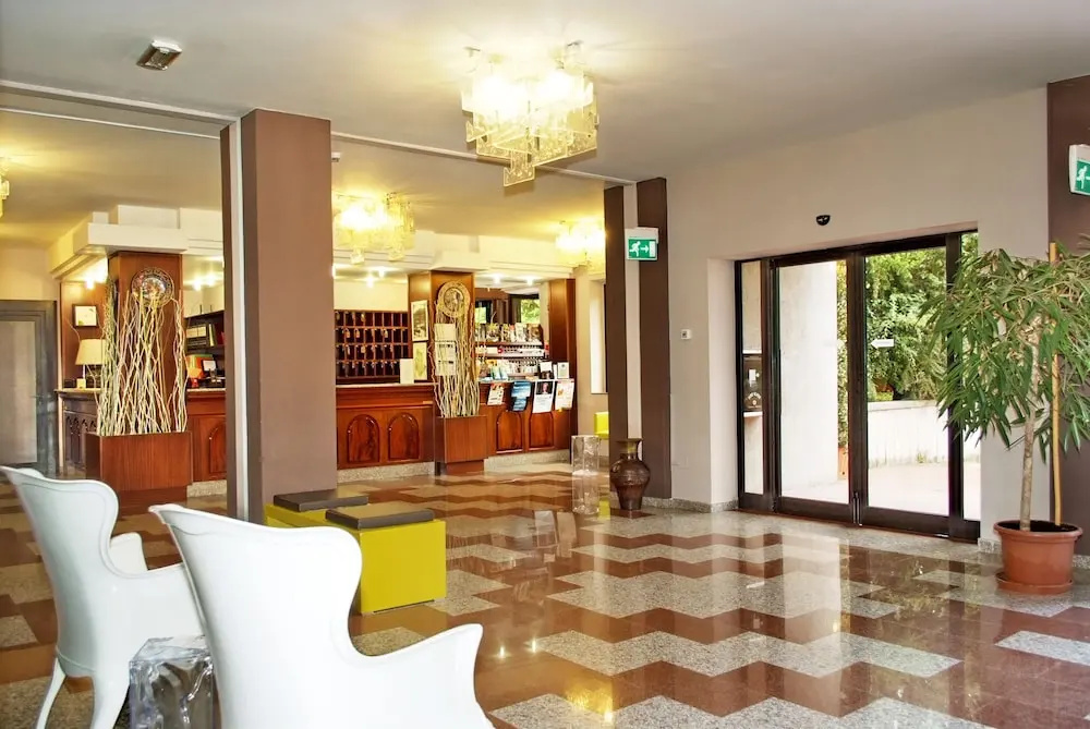 Hotel photo 15