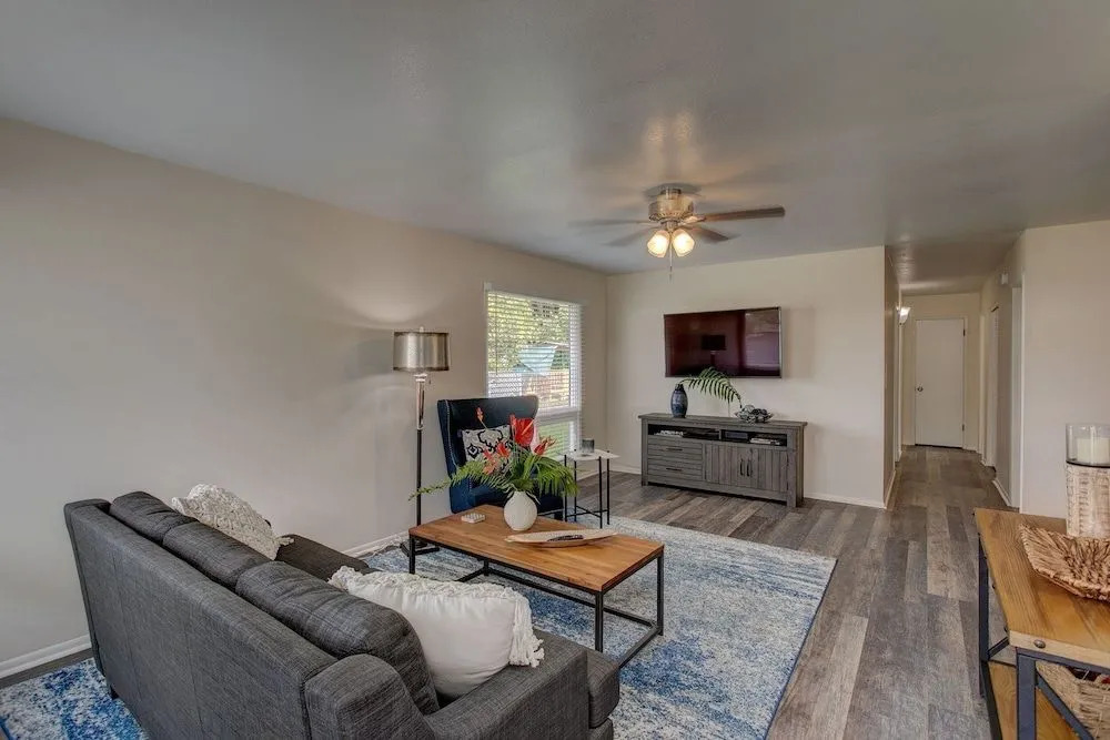 Hilo Hale Kaumana 3 Bedroom Home by RedAwning — фото