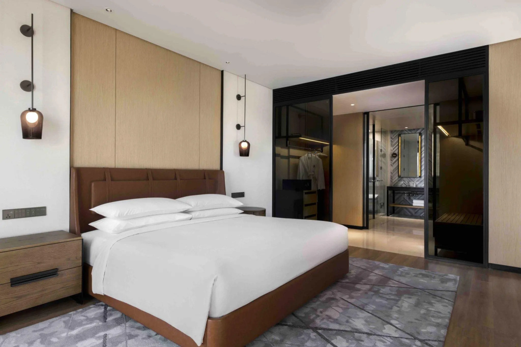 1 Bedroom Executive Double Club Suite (full double bed)