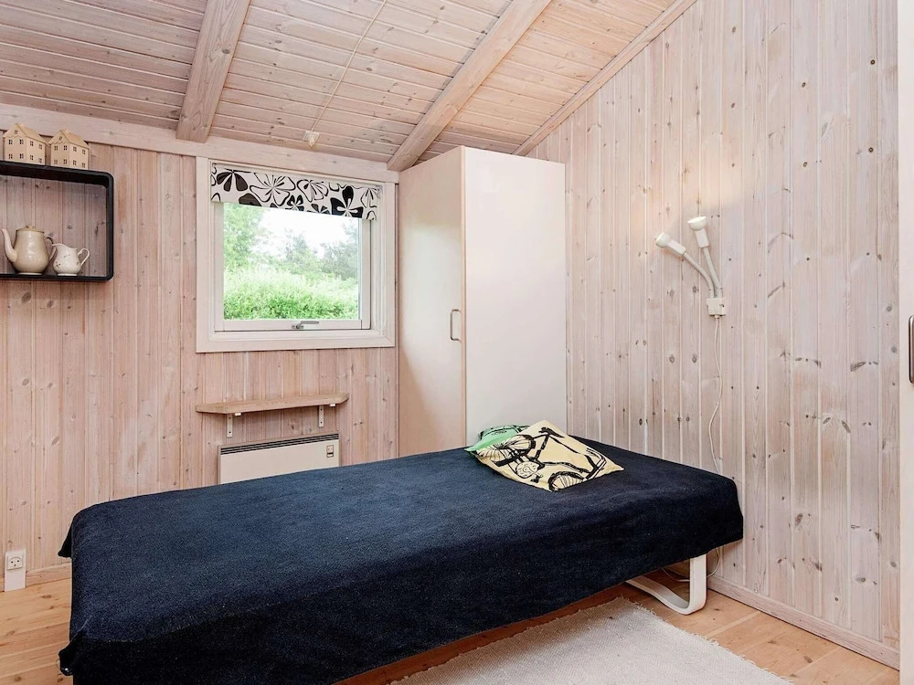 Alluring Holiday Home in Juelsminde With Terrace - фото 6