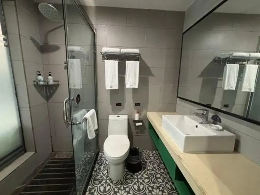 GME Anqing City Qianshan County Fortune Plaza Hotel - Général
