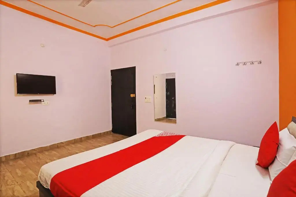 Gauri Garden by OYO Rooms