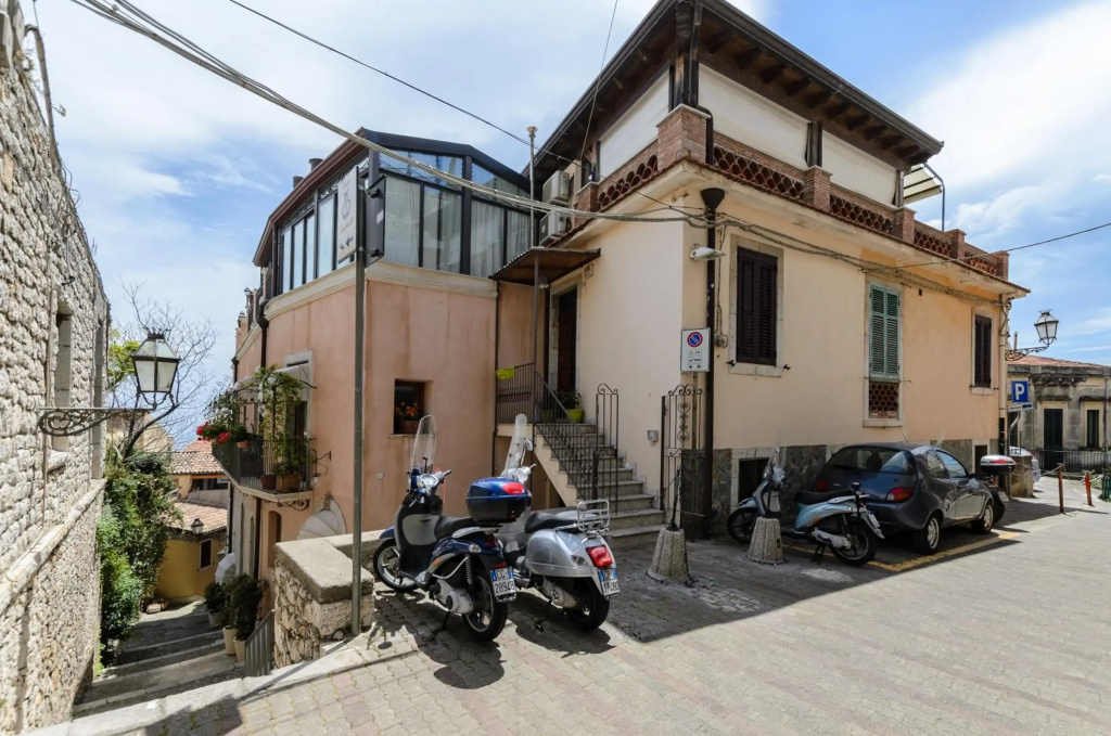 Sweet Taormina Apartment