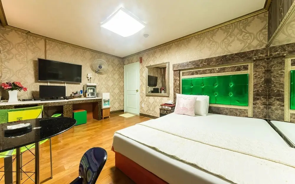 Hotel photo 2