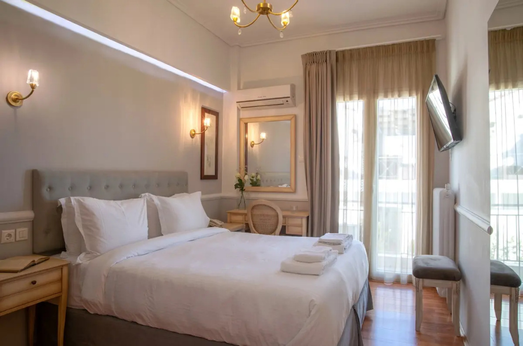 Acropolis Ami Boutique Hotel — фото