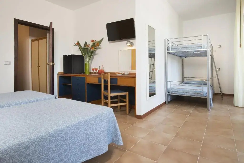 Quadruple room