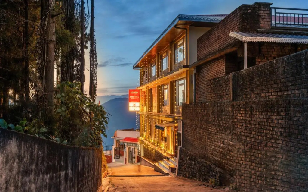 Summit Sherpa Mountain Hotel & Spa