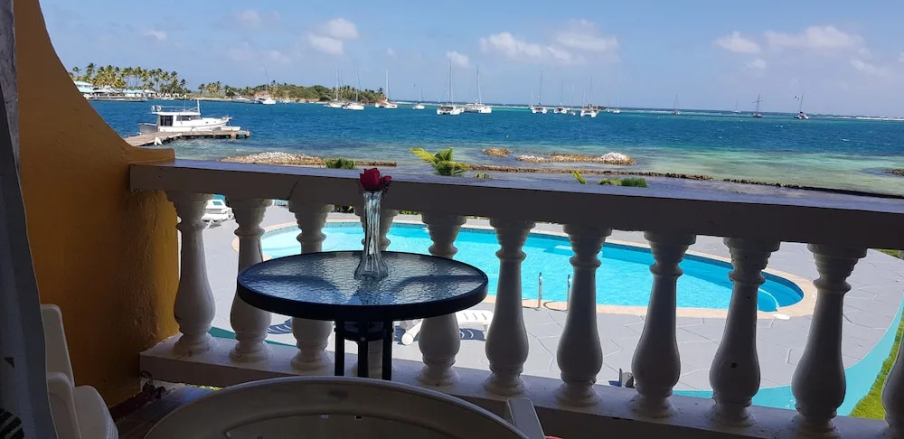 Kings Landing Hotel - Chambres
