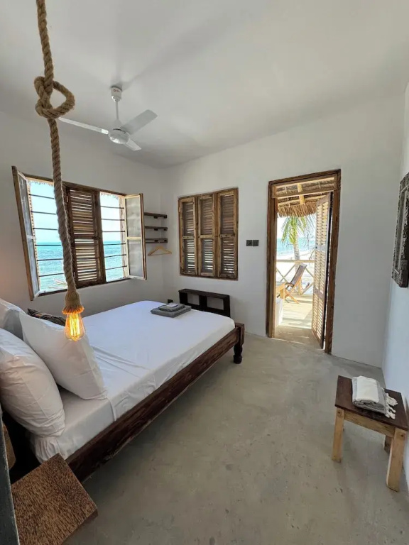 Economy room