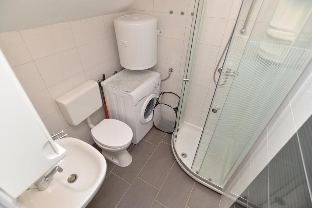 Отель Apartment 765, фото 8