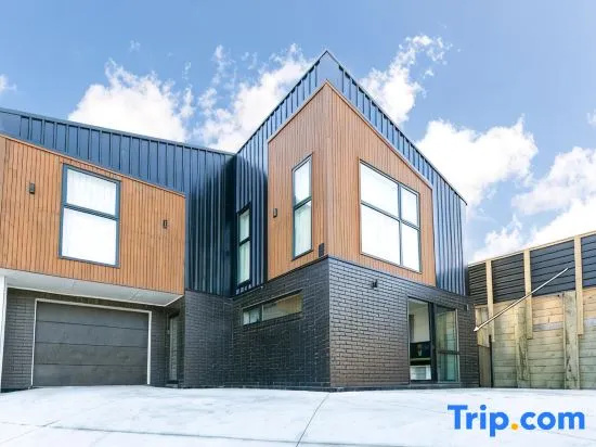 Modern 1BR Flat, Private Entry, Full Kitchen-30 minutes' drive to Wellington CBD