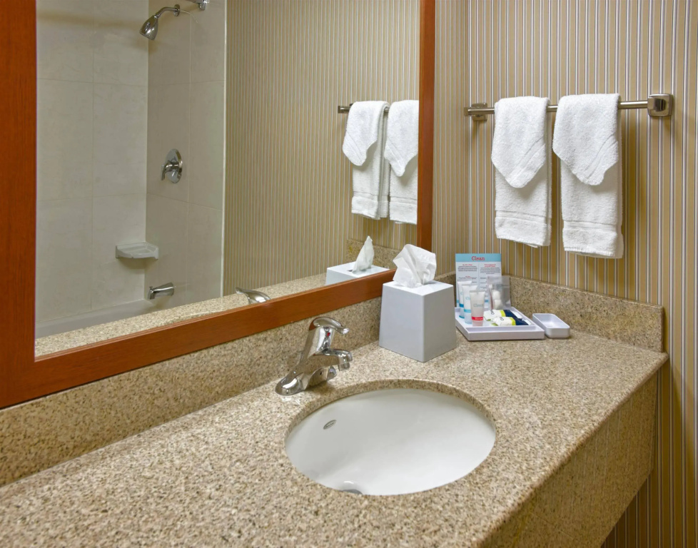 Four Points by Sheraton Toronto Airport - Général