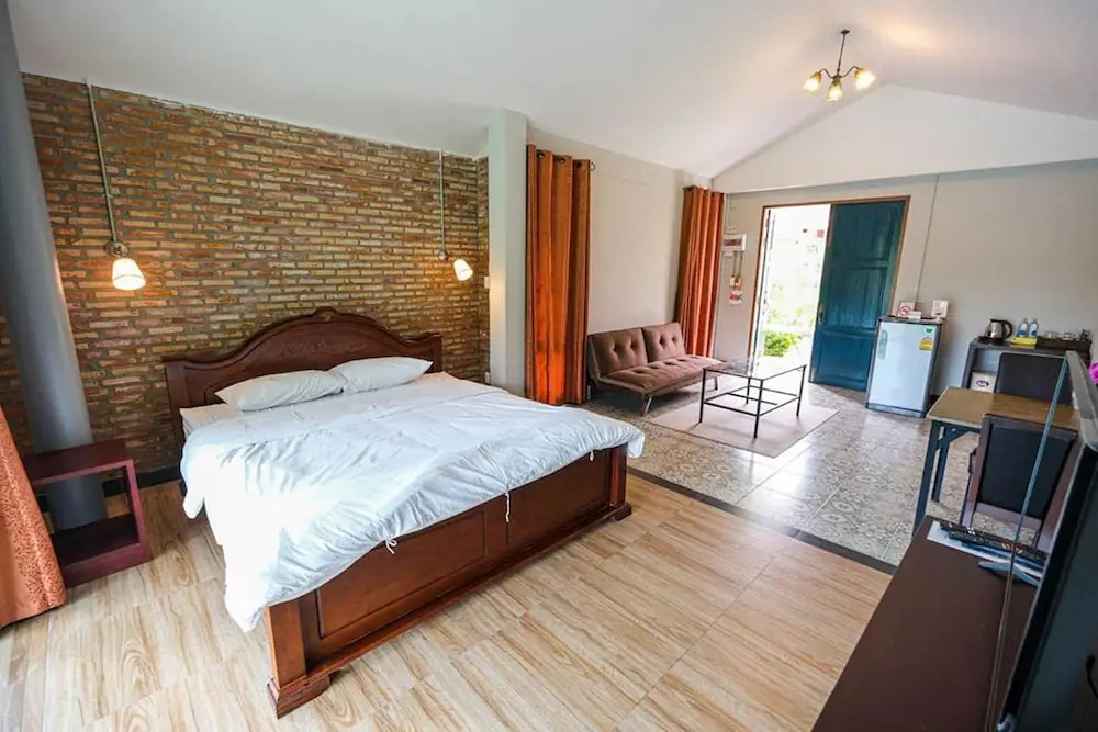 Standard Double room (full double bed)
