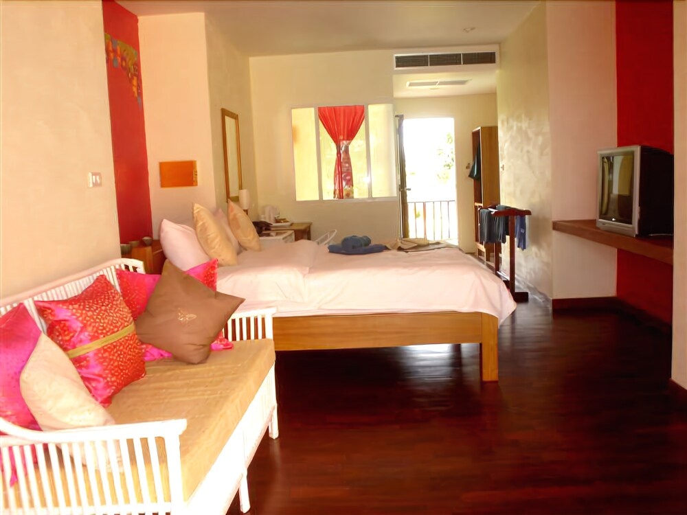 Sunshine Pool Villa — 2