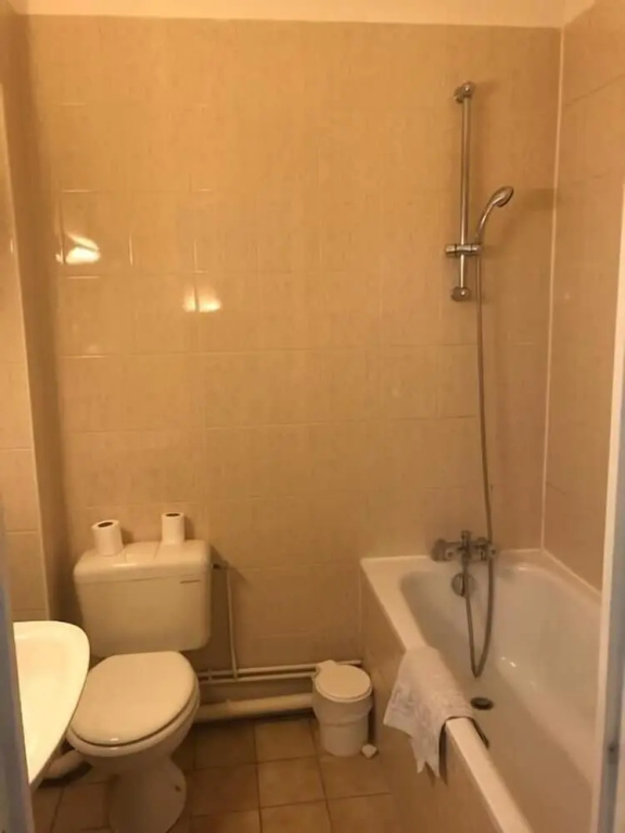 Hotel Des Couronnes Chateaudun - Chambres