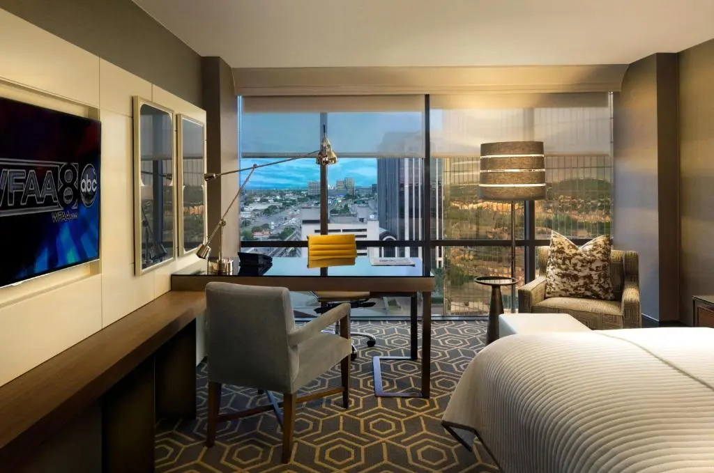 DoubleTree by Hilton Dallas - Campbell Centre - Chambres
