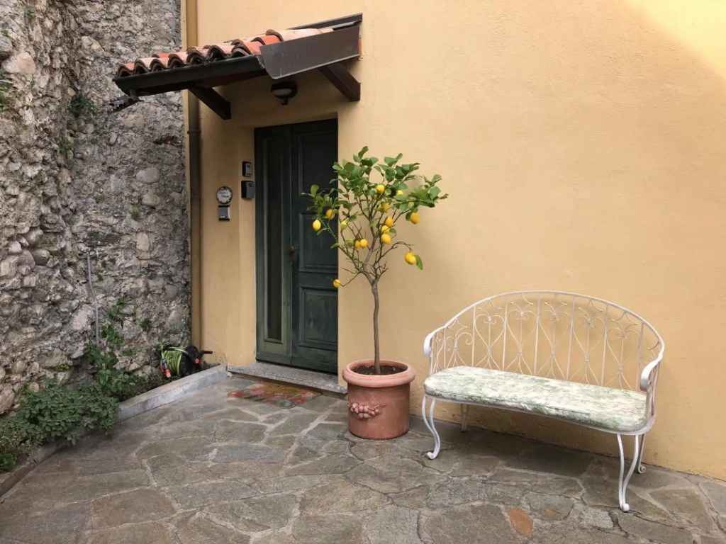 CO-L371-URIC20A1 - Vacation Family Home in Tremezzo