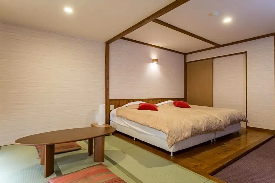 Standard room with mountain view
