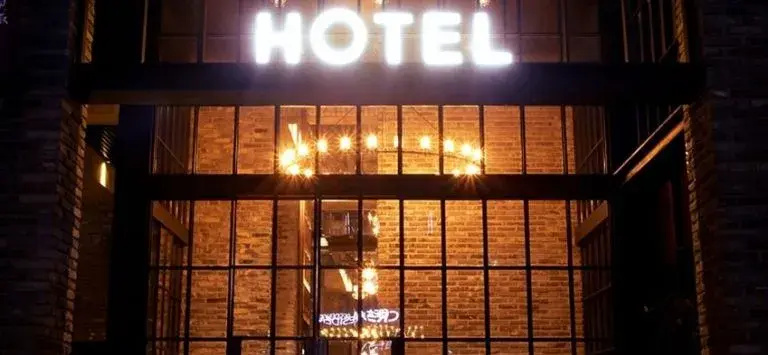 JS The Classic Hotel