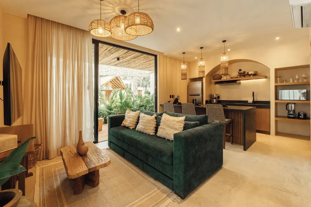 Deluxe Apartment