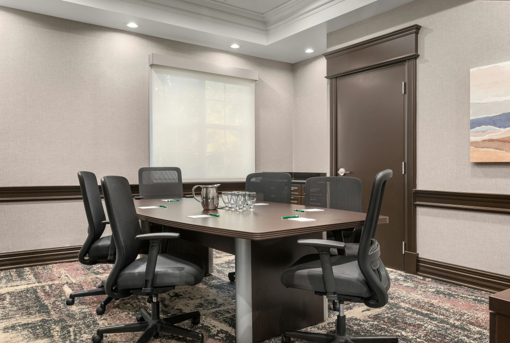 Homewood Suites by Hilton Burlington - Général