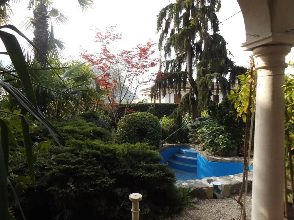 Villa in Garda With Private Pool & Lake Nearby