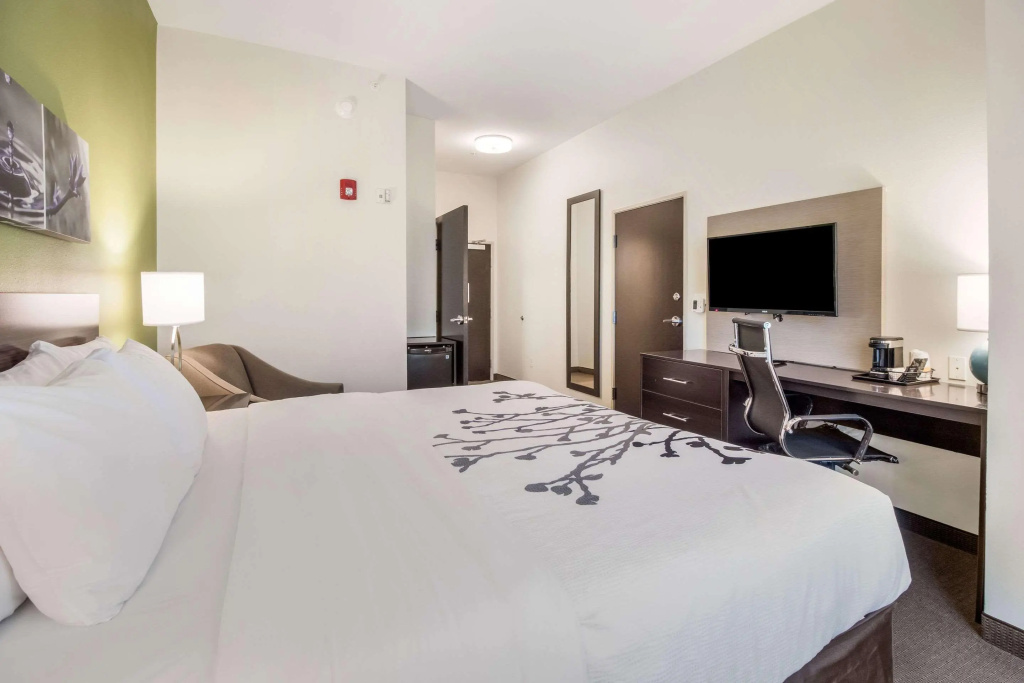 Sleep Inn at Discovery Park of America — 4