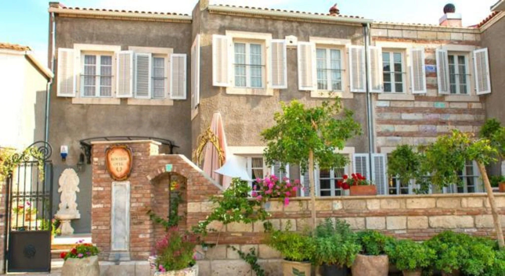 Köstem Hotel