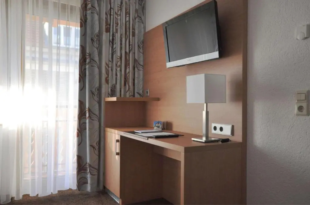 Hotel Pension Jasmin - Chambres