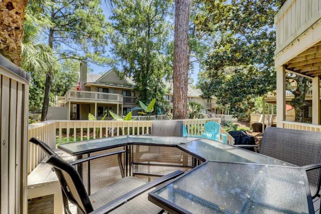 161 Beachwalk 2 BR Near Ocean Shipyard