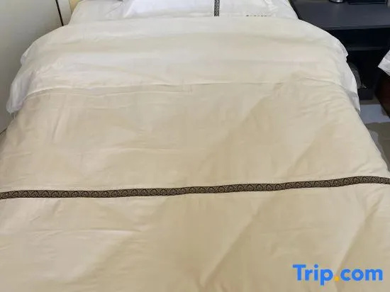 Bed in Dorm